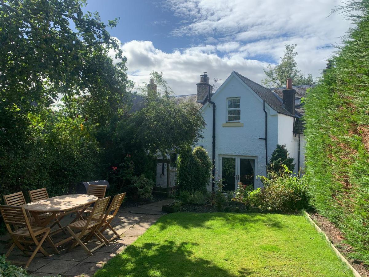 Herb Wood Cottage 霍伊克 外观 照片